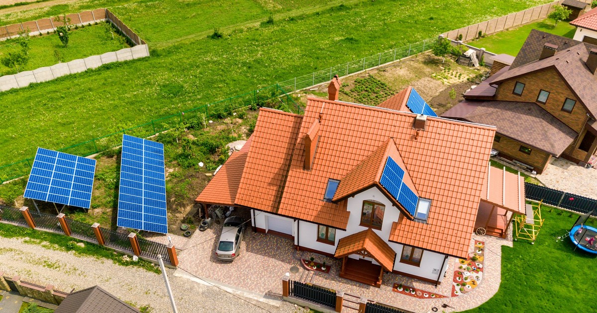 Ce este un prosumator. O casa cu panouri solare