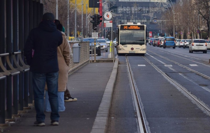 Schimbări în circulația autobuzelor, începând de miercuri, 24 decembrie. STB anunță ce traseu va avea transportul în comun în această perioadă