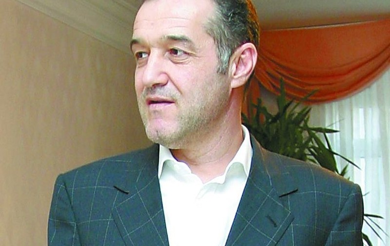 "Valiza" s-a mutat la Curtea Constituţională