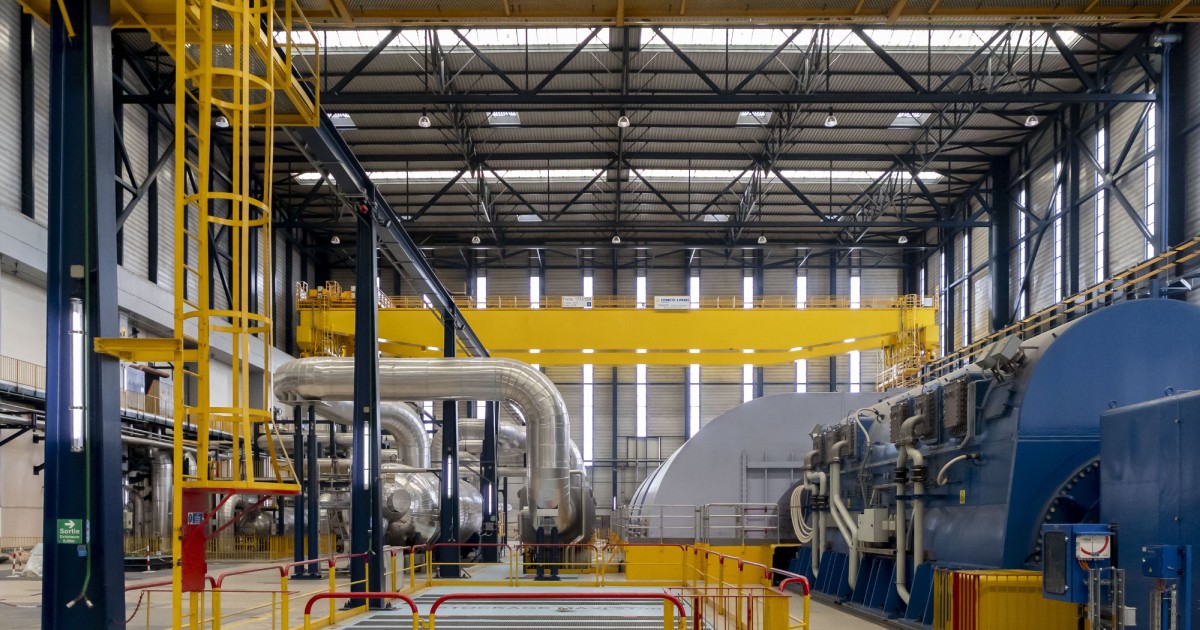 Interiorul unei centrale nucleare.