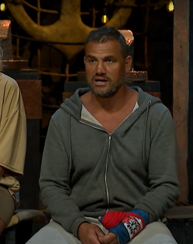 Ce se întâmplă cu Ionuț Iftimoaie după ce s-a accidentat grav la „Survivor România” 2023. Are mâna în ghips: „Sunt un luptător, dar este într-adevăr o problemă”