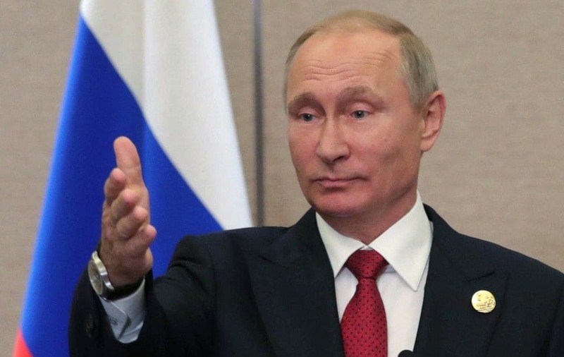 Vladimir Putin cere retragerea tuturor forţelor militare străine neautorizate din Siria. Președintele rus susține că operează fără autorizarea lui Bashar al-Assad