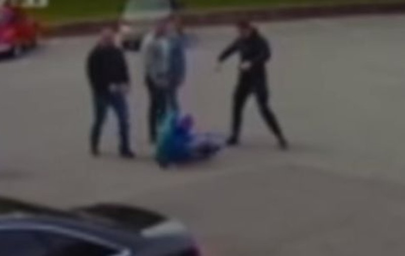 Șocant. Un lider de galerie a fost împușcat, iar mașina lui a fost incendiată! Acesta a plătit cu viața pentru un scandal din primăvară