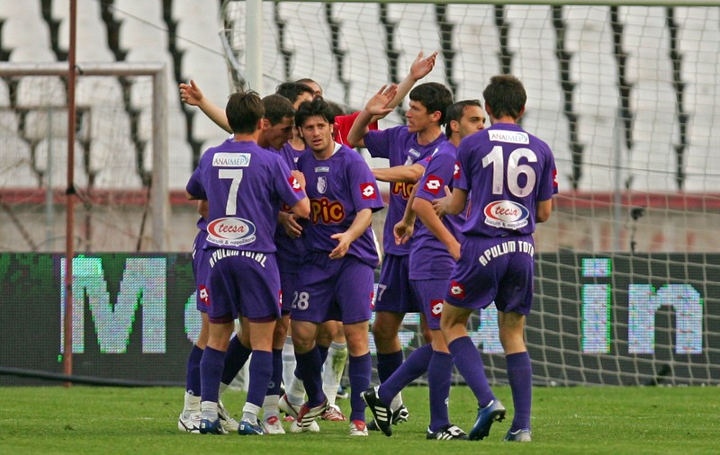 Meciul FC Argeș - CS Mioveni a fost amânat. Un angajat de la piteșteni are Covid-19