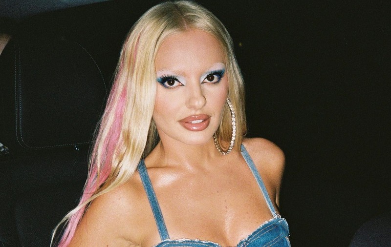 Alexandra Stan, din nou pe mâna medicului estetician. La ce procedură a apelat artista. „În sfârșit am ajuns pe patul meu preferat”