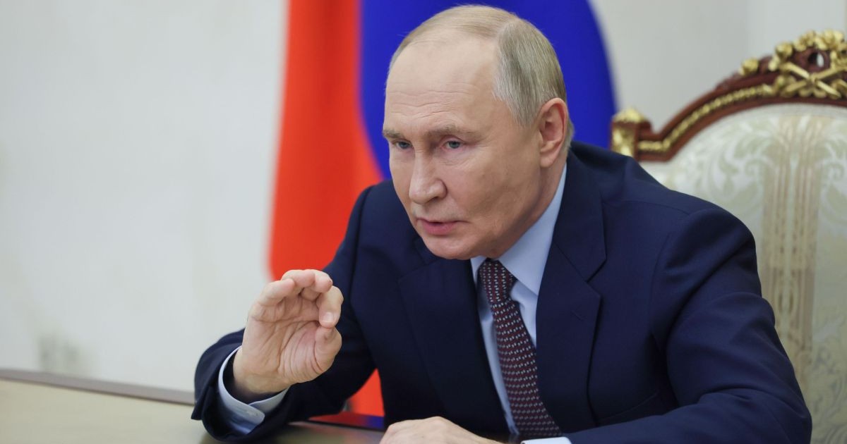 Președintele rus Vladimir Putin susține o conferință