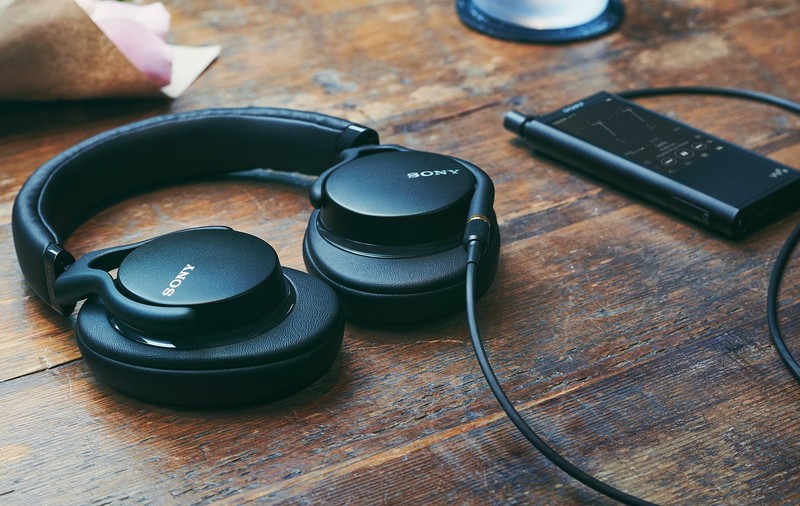 Sony cumpără EMI Music cu 2,3 miliarde de dolari