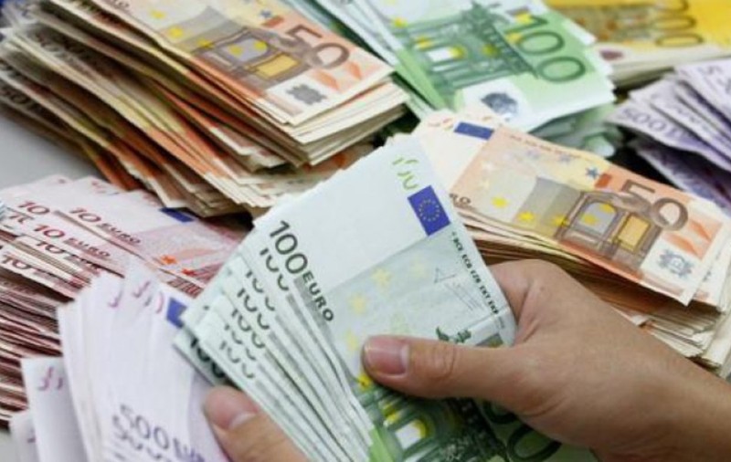 S-a stabilit data la care Bulgaria va adopta moneda euro. România rămâne în urmă
