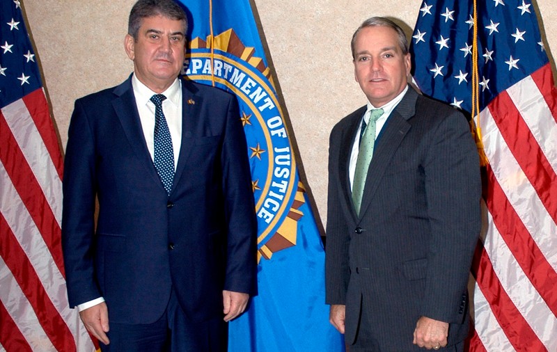 Terorismul, subiect fierbinte la întâlnirea româno-americană cu șefii FBI