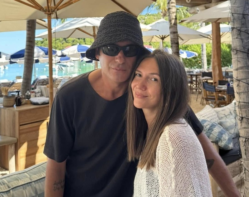 Dezvăluirile făcute de Radu Vâlcan după 11 ani de căsnicie cu Adela Popescu: „Ăla, rupt în cap, te-a acceptat cu bune și cele mai bune”