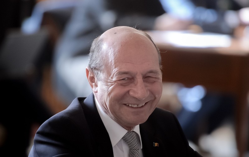 Judecătorii redeschid ancheta în cazul generalilor de armată acuzați că l-au sprijinit pe Traian Băsescu să fie reales președinte în 2009
