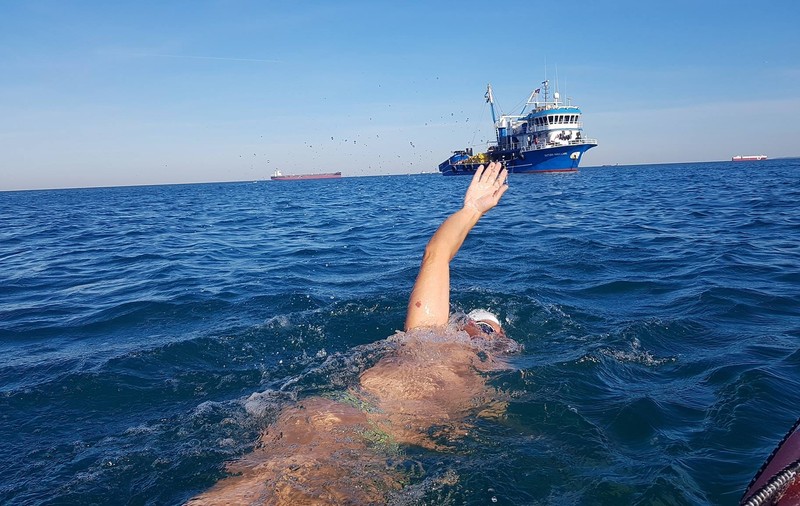 FOTO| Avram Iancu a înotat 680 de kilometri de la Sulina la Istanbul. Ce a spus după cele 60 de zile petrecute pe mare
