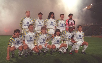 26 NOV 1995: THE PARMA TEAM POSE FOR PHOTOGRAPHS BEFORE THE SERIE A LEAGUE MATCH BETWEEN PARMA AND JUVENTUS WHICH WAS PLAYED AT THE ENNIO TARDINI STADIUM, PARMA. Mandatory Credit: Allsport/ALLSPORT