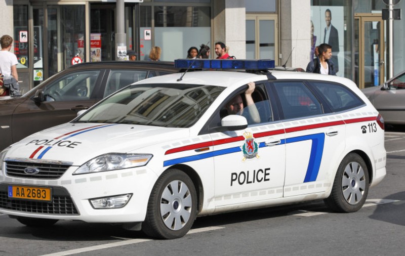 Luxemburg: Un bărbat a intrat cu mașina într-un grup de oameni. Fiul său, care se afla în mulțime, a murit