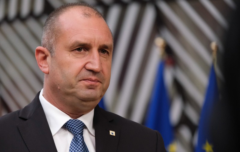 Socialistul Rumen Radev câștigă un nou mandat de președinte al Bulgariei