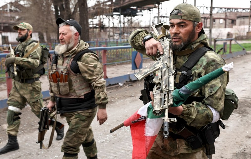 Cecenii lui Ramzan Kadîrov, acuzați că au executat inclusiv soldați ruși, lângă Bucha: „Și-au împușcat în cap camarazii grav răniți”