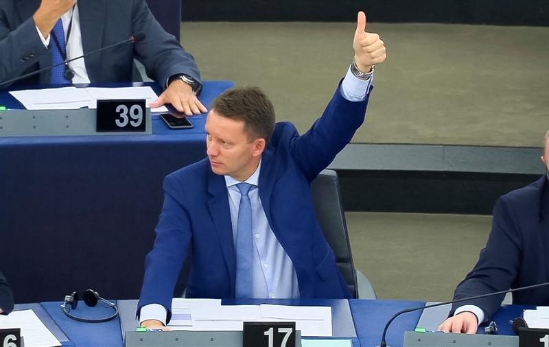 Mureșan (PNL), despre susținerea de către Dăncilă a Rovanei Plumb: Legăturile de clan, mai presus de reputația țării