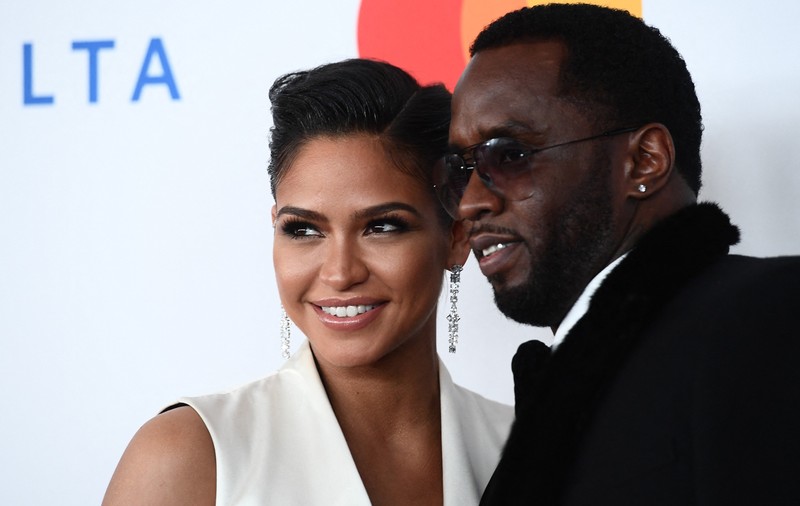 Rapperul Sean „Diddy” Combs, acuzat de viol, abuz și trafic sexual de fosta iubită Cassie Ventura