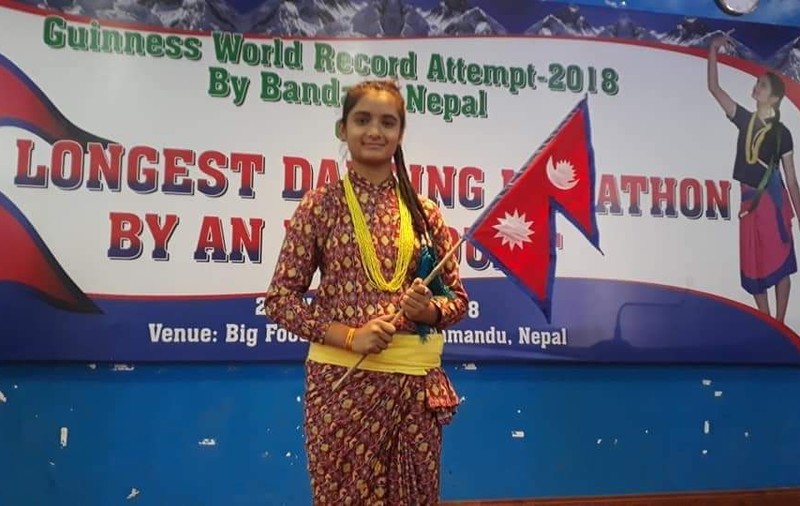 O tânără din Nepal a dansat peste 120 de ore pentru a intra în Cartea Recordurilor
