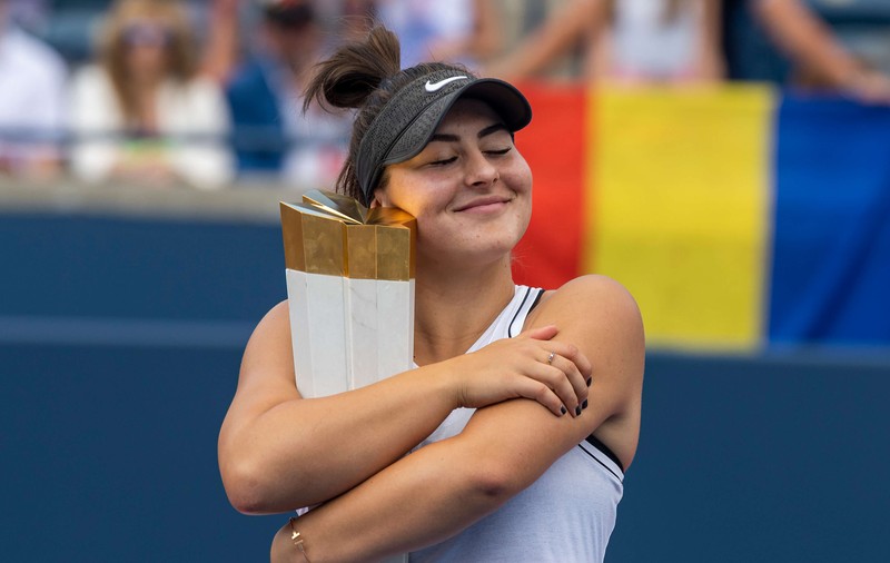 Bianca Andreescu a devenit campioană la Rogers Cup în doar 19 minute! Serena Williams, în lacrimi: „Ești o superfată”
