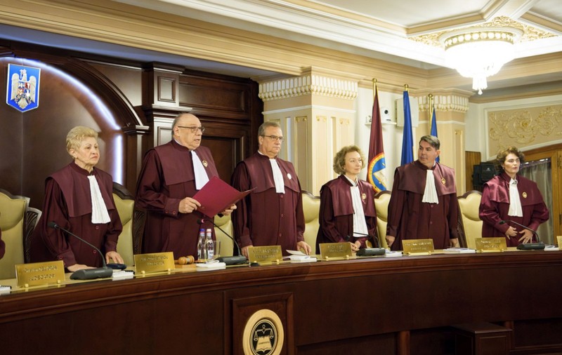 Un judecător al Curții Constituționale, la 8 luni după anularea alegerilor prezidențiale: „Îmi pare rău că CCR nu a cerut scuze alegătorilor”