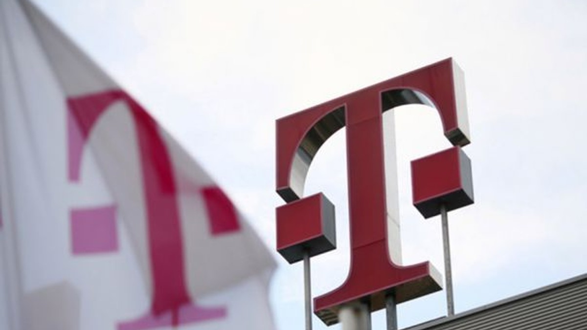Telekom a lansat primul abonament 4G cu internet nelimitat, fără reducerea vitezei de download după o anumită perioadă
