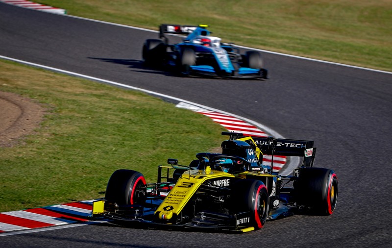 Monoposturile Renault, descalificate de la Marele Premiu de Formula 1 al Japoniei