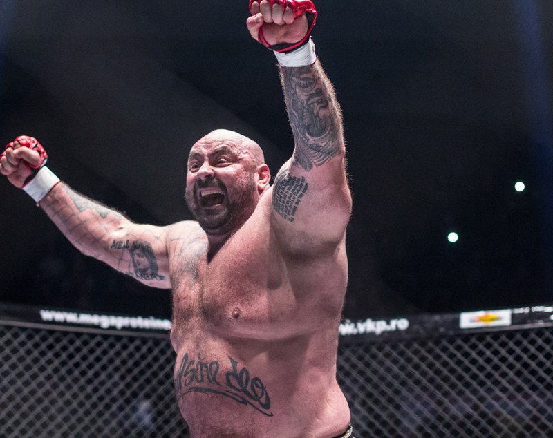 Meci tare la Cluj: Alexandru Lungu vs Jeff Monson! GALERIE FOTO