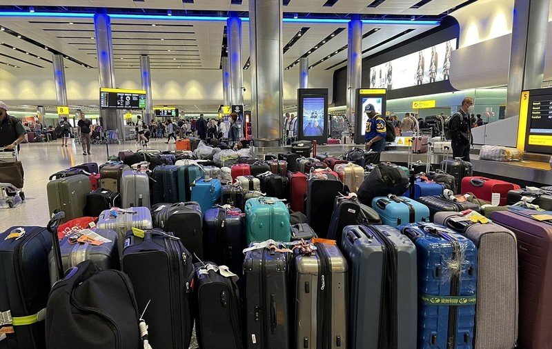 Un avion a decolat de la Londra cu 1.000 de bagaje pierdute și niciun pasager și a aterizat la Detroit, în Statele Unite