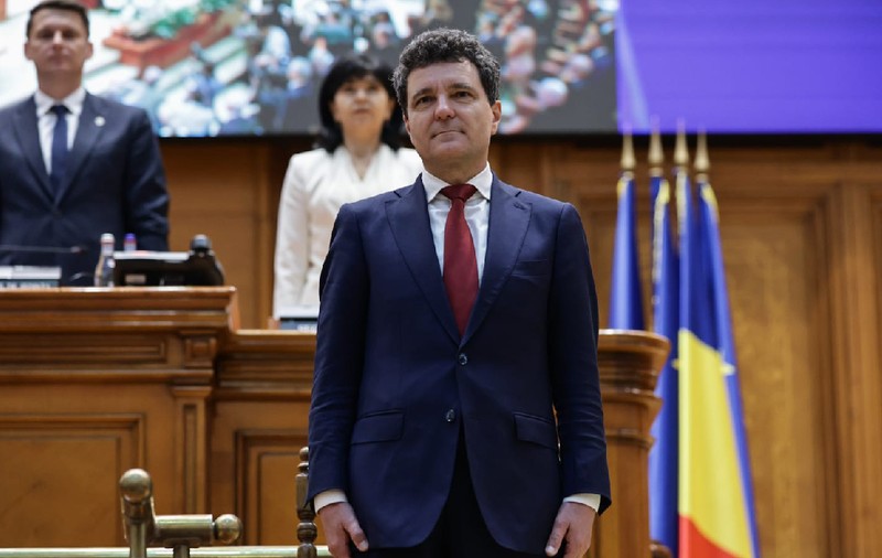 De ce au lipsit parlamentarii AUR de la ceremonia de depunere a jurământului de către noul președinte, Nicușor Dan