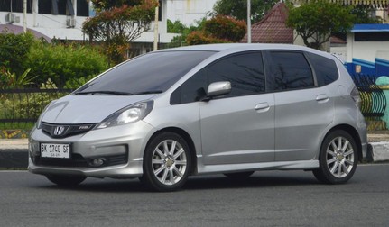 Prețurile pentru Honda Jazz pornesc de la aproximativ 2.700 de euro. Sursa foto: Shutterstock.