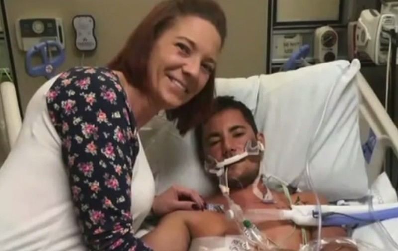 VIDEO | Tânăra care i-a salvat viața românului rănit în atacul din Las Vegas: "Aveam mâna plină de sânge"