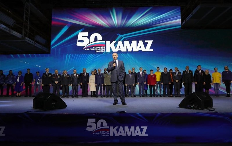 Uzina de camioane Kamaz oferă bonusuri lunare pentru muncitorii ruși mobilizați