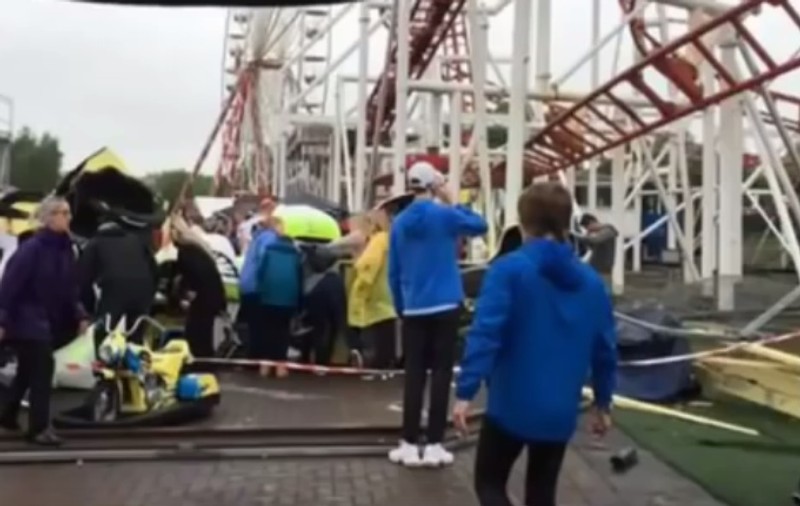 Accident teribil în Marea Britanie. 11 persoane au fost rănite la un parc de distracții | VIDEO