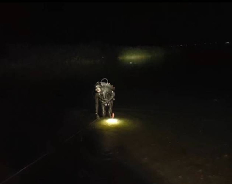 Pescar mort după ce a căzut cu mașina în râul Olt. Imagini terifiante în apropiere de Slatina