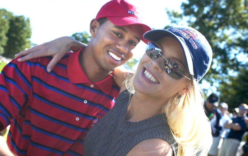 Tiger Woods şi Elin Nordegren au divorţat!