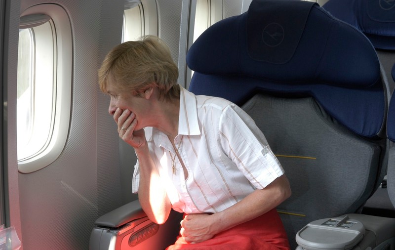 "Sunt AEROFOB, dar MĂ TRATEZ!" Programul gratuit care te scapă de FRICA DE ZBOR