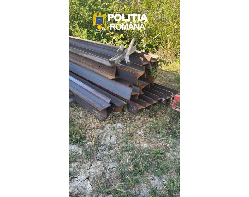 Spaniolii care modernizează calea ferată între Lugoj și Timișoara aduceau ziua șinele de tren, iar noaptea românii le furau