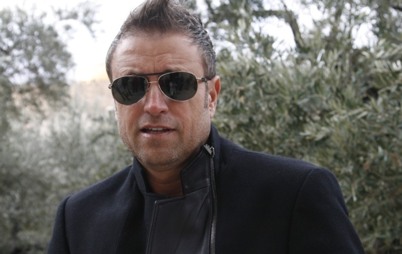 Cătălin Botezatu îşi doreşte o fetiţă: "Mi-ar plăcea să mă plimb pe plajă cu ea, să facem castele de nisip"