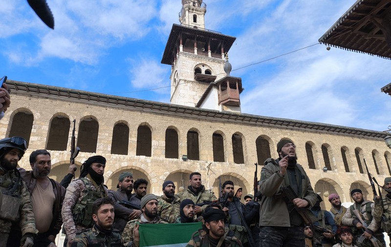 Statele Unite vor colabora cu Siria pentru a gestiona riscurile după înlăturarea regimului: „În sfârşit, Assad a căzut”