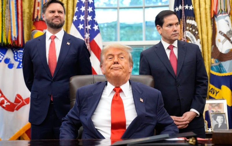 Donald Trump sărbătorește votul din Senatul SUA pentru „Legea Mare și frumoasă”, după o noapte plină de amenințări: „Mare victorie”