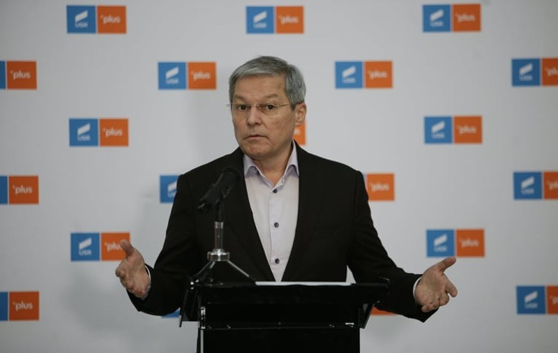 Dacian Cioloș: „USR nu va vota niciodată un guvern capturat de pesedism”