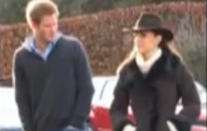 Kate Middleton îmbrăcată într-o ţinută de 1.800 de euro, la fotbal