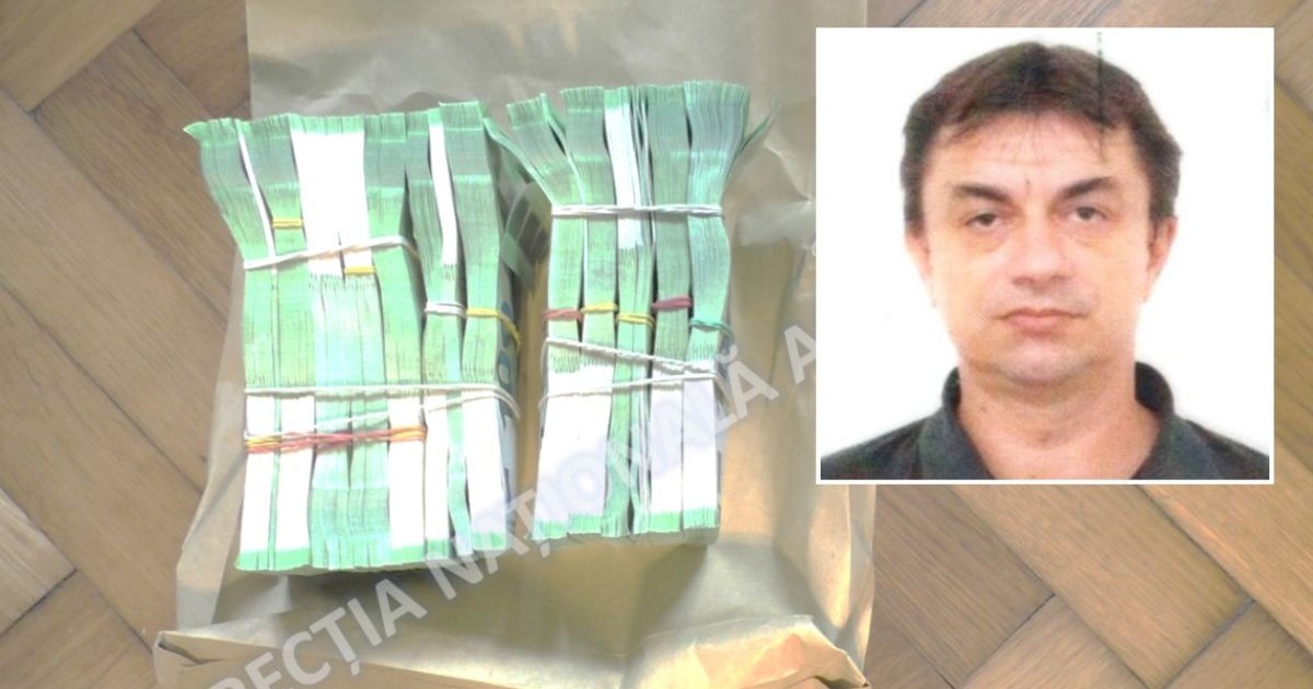 Colaj foto cu teancuri de bancnote de 100 de euro pe o pungă de cadouri așezată pe parchet în casă, și poza lui Tiberiu Alexandru Pîrvu, directorul general al Uzinei Mecanice Plopeni