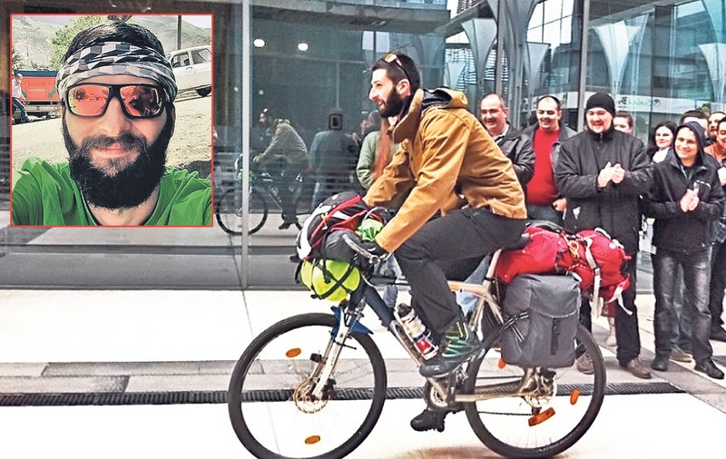 A pedalat 4.000 de kilometri