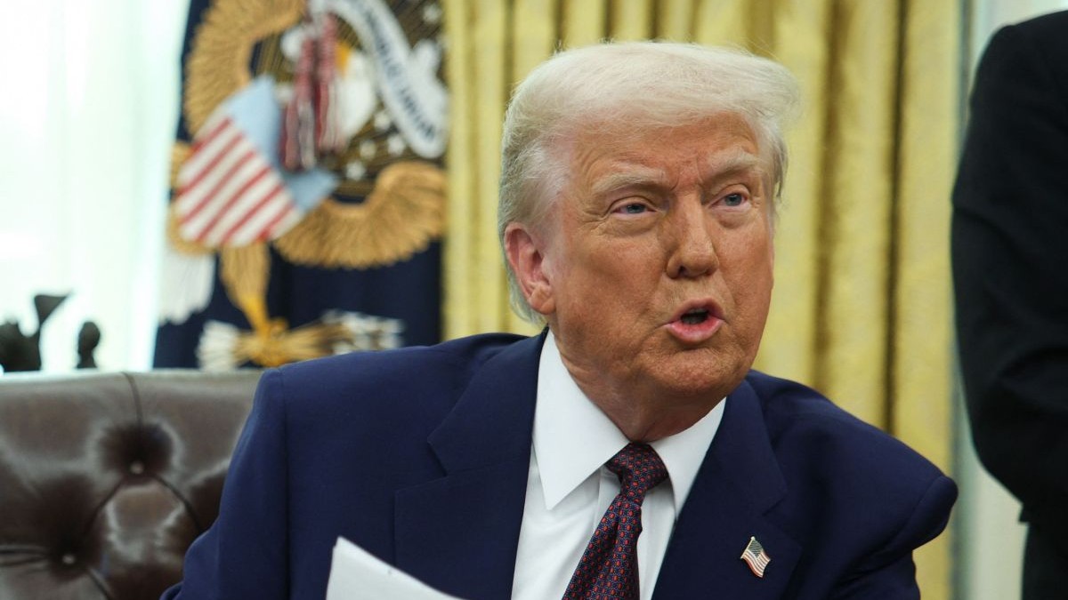 Donald trump vorbind de la casa albă