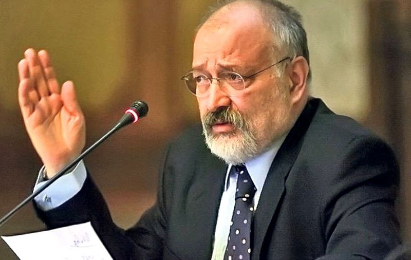 Cum l-a blocat Stelian Tănase pe Prelipceanu în direct rostind repetat M**e PSD, aseară, la Digi!
