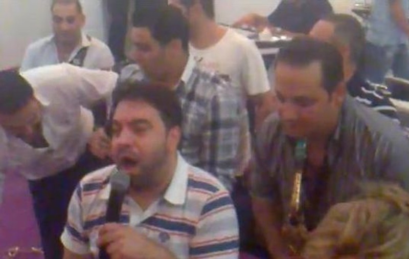 FLORIN SALAM, în genunchi în faţa unui puşti cu o boală incurabilă! | VIDEO MEMORABIL