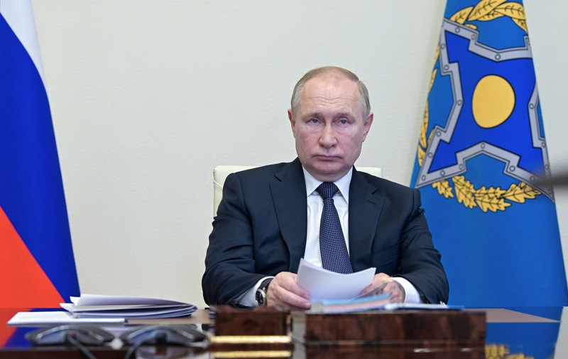 Gazda unei emisiuni de radio din Kazahstan, concediată după ce a amenințat pe Facebook că-l cheamă pe „unchiul" Putin