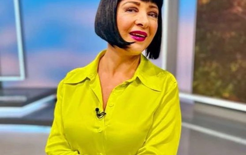 Neti Sandu are picioare de manechin la 63 de ani. Cum arată în rochie scurtă